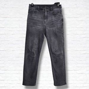 American Eagle Outfitters Vintage Black Wash Mom High Rise Jeans Size 6R